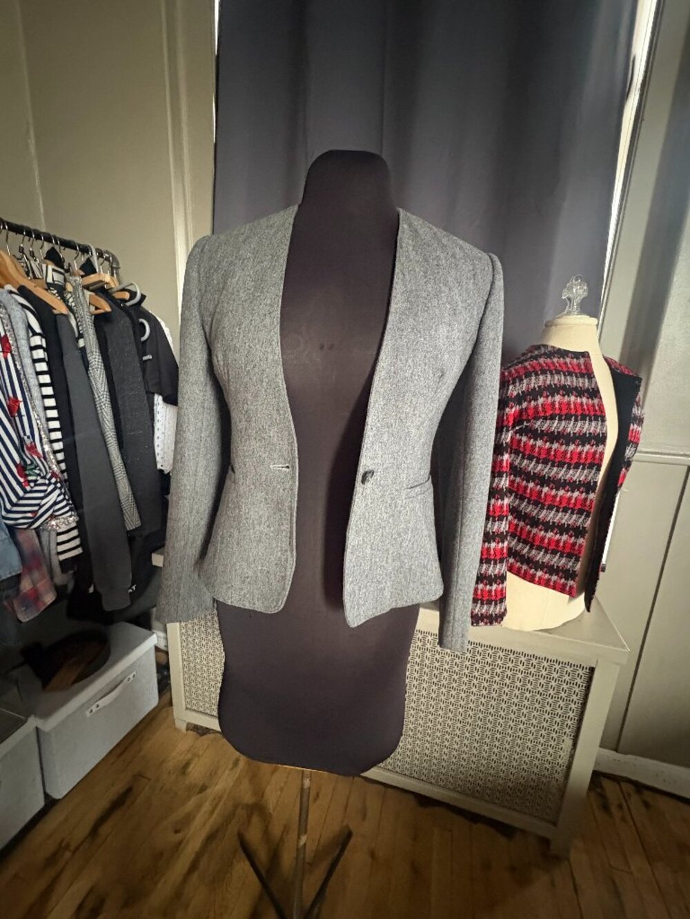 Vintage Cropped Grey Blazer